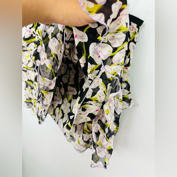 Diane Von Furstenberg Y2K Silk Ruffle Layered Ruched Mini Floral Lilly Skirt - Picture 6 of 6